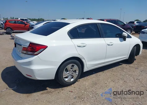 2015 Honda Civic Lx z USA, uszkodzony, nr VIN 19XFB2F5XFE017262
